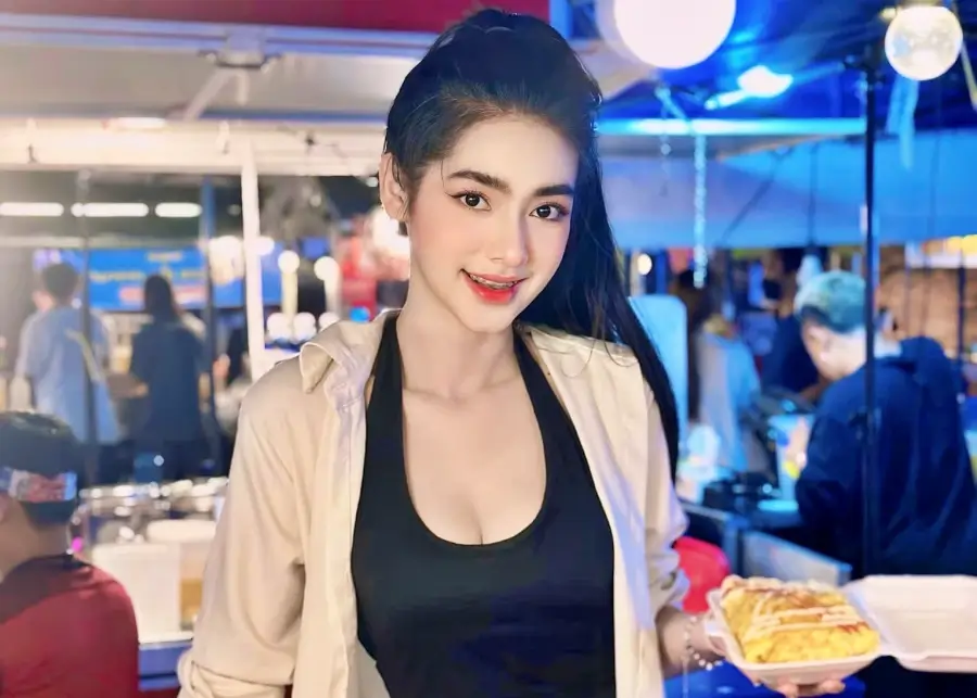 라오스 여자 노점상 미모