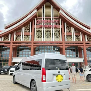 비엔티안 기차역 픽업 하루투어 전세밴 예약하기